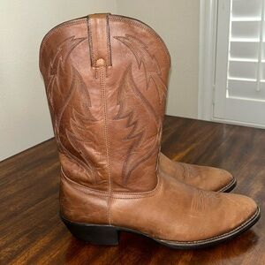 NOCONA WESTERN BOOTS..